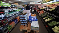 Giới tài chính, ngân hàng toàn cầu bi quan về triển vọng kinh tế