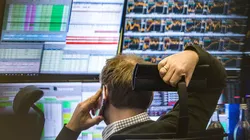 Khối ngoại mua ròng 29.300 tỉ đồng trong năm 2022