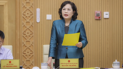 Thống đốc NHNN Nguyễn Thị Hồng phát biểu tại phiên họp (Ảnh: SBV)