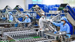 Chính phủ yêu cầu tiếp tục giảm lãi suất, hướng dòng tiền vào sản xuất kinh doanh