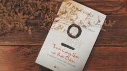 Bìa cuốn "Trịnh Công Sơn và Bob Dylan" (Phan Books ấn hành) 