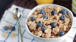 7 “siêu thực phẩm” này có thể giúp bạn tránh căn bệnh loãng xương (Nguồn ảnh: Hhdresearch)