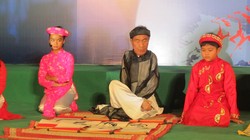 Nhà giáo ưu tú Nguyễn Ngọc Ký tại Ngày thơ Việt Nam (tại TP.HCM) - Ảnh- T. Quyên