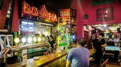 Quán bar  Buddah (quận 2) là tụ điểm vui chơi, giải trí rất đông khách nước ngoài (Ảnh: Buddah)
