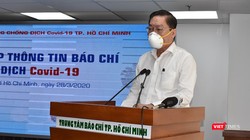 Ông Nguyễn Tấn Bỉnh, Giám đốc Sở Y tế TP.HCM thông tin về tin đồn có người tử vong vì COVID-19 (Ảnh: TTBC) 