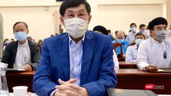 Ông Johnathan Hạnh Nguyễn, Chủ tịch Tập đoàn Liên Thái Bình Dương đã tài trợ 30 tỷ đồng cho công tác chống dịch COVID-19 và hạn mặn miền Tây (Ảnh: TTBC) 