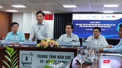 Ông Lê Quốc Cường – Phó Giám đốc Sở Thông tin và Truyền thông phát biểu tại họp báo sáng 25/6, khởi động Hội thi trí tuệ nhân tạo, thúc đẩy hệ sinh thái AI (Ảnh: Hòa Bình) 