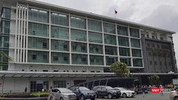 Các bác sĩ tại BV Nhi Đồng 2 đã tích cực cứu chữa nhưng cháu bé không qua khỏi, đã thiệt mạng sau khi bị mẹ ruột trầm cảm bạo hành (Ảnh: Hải Linh)