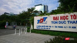 Trường đại học Tôn Đức Thắng đã quyết định cho hơn 20.000 sinh viên tạm dừng học tập trung kể từ ngày 2/12 đến hết ngày 6/12 vì ca mắc COVID-19 mới.