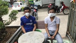 Bị can Phan Phi Hùng (áo xanh) và Phạm Thanh Hập. Ảnh: CAHS 