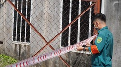 Phong toả khu vực cư trú của BN1453 (Ảnh: TTXVN)