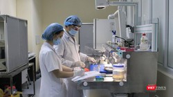 Đẩy nhanh tốc độ xét nghiệm SARS-CoV-2 để thực hiện phòng, chống dịch COVID-19 (Ảnh: BVE) 