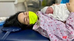 Thiên thần nhỏ chào đời trong khu cách ly Quảng Ninh (Ảnh: BVCC) 