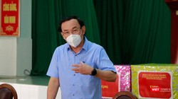 Bí thư Thành ủy TP.HCM Nguyễn Văn Nên khẳng định, tất cả những thầy thuốc đến đây để giúp TP.HCM đều là ân nhân 