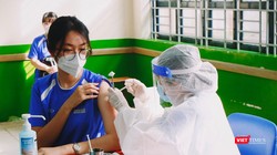 Tiêm vaccine COVID-19 cho học sinh TP.HCM. Ảnh: HCDC 