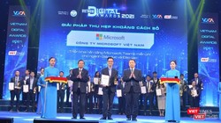 Microsoft Việt Nam vinh dự nhận giải thưởng Chuyển đổi số Việt Nam năm 2021