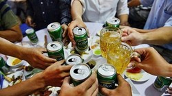 Dự thảo Luật cần kiểm soát sự tiếp cận, từ đó hạn chế người dân tiêu thụ rượu, bia và các chất có cồn.