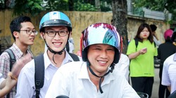 Thí sinh rạng ngời sau khi làm bài thi môn Toán, kỳ thi THPT Quốc gia 2019.