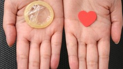 Không phải người lớn, chính trẻ em là đối tượng cấp thiết nhất cần được trang bị kiến thức về tình dục, giới tính.