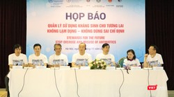 Các chuyên gia y tế chia sẻ về kháng thuốc kháng sinh tại buổi họp báo trước thềm lễ mít tinh.