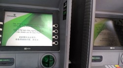 2 máy ATM hỏng tại chi nhánh Vietcombank 211 Trung Kính\