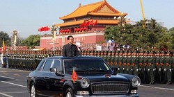 "Bentley" tự sản xuất của Trung Quốc phục vụ Chủ tịch Hồ Cẩm Đào trước Thiên An Môn