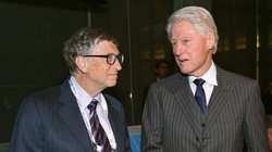 Bill Gates và cựu Tổng thống Mỹ Bill Clinton