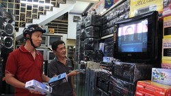 Nhu cầu  mua sắm đầu thu truyền hình số DVB-T2 được dự báo sẽ tăng cao vào sát thời điểm ngày 15/6/2016. Ảnh minh họa: Internet