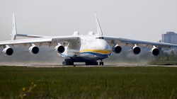 Máy bay vận tải lớn nhất thế giới chở máy phát điện 135 tấn từ Czech đến Australia