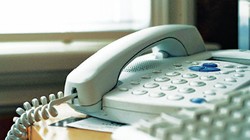 Khi Bộ TT&TT thống nhất phương án và thời điểm thay đổi mã vùng điện thoại cố định thì doanh nghiệp cung cấp dịch vụ phải thông báo trước 60 ngày đến các thuê bao trên phương tiện thông tin đại chúng và cho phép gọi đồng thời cách cũ và cách mới trong vòn