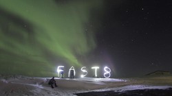 Chùm ảnh mới nhất khoe dàn xe của "Fast and Furious 8" khiến fan điên đảo