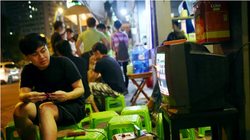 Nhớ lắm, những ngày chơi game còn vui, còn sướng, còn được cười nói thả phanh, chứ không mệt mỏi try hard như bây giờ.