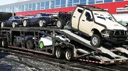 'Fast & Furious 8' khoe dàn siêu xe đắt nhất hành tinh.