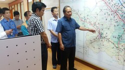 Bộ trưởng Trương Minh Tuấn làm việc với Viettel Yên Bái về tình hình phòng chống bão lụt, đảm bảo thông tin thông suốt trong thời gian mưa bão.