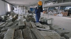 Ông Nguyễn Quân, Bộ trưởng Bộ Khoa học và Công nghệ khóa trước đã từng khẳng định: "Có khả năng Việt Nam trở thành bãi rác công nghệ nếu không có hàng rào kỹ thuật".