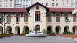 Trụ sở của Bộ Thông tin và Truyền thông đặt tại 18 Nguyễn Du, Hoàn Kiếm, Hà Nội.