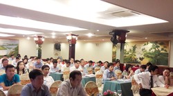 Các đại biểu tham dự hội nghị.