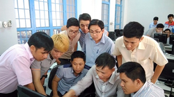 Theo VNNIC, việc hoàn thành nghĩa vụ nộp thuế chuyển nhượng là một điều kiện bắt buộc mà các bên chuyển nhượng phải hoàn tất trước khi chuyển giao quyền sử dụng tên miền, nhưng hiện vẫn chưa có hướng dẫn cụ thể từ Bộ Tài chính.