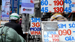 Thứ trưởng Phan Tâm yêu cầu việc đăng ký thông tin thuê bao cần phải làm hết sức nghiêm túc, chặt chẽ, không để các đại lý, tổng đại lý lách luật hợp thức hóa các sim bị khóa, đồng thời tăng cường công tác hậu kiểm sau khi khóa sim.