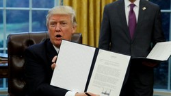 Sắc lệnh hành chính siết chặt chính sách cấp thị thực nhập cảnh và tiếp nhận người tị nạn vào Mỹ đã được tân Tổng thống Donald Trump ký ngày 27/1