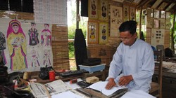 Làng Sình chuẩn bị sản phẩm cho Festival Nghề truyền thống Huế. Ảnh: Thuathienhue.gov.vn.