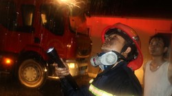 Sau hơn 1 giờ nỗ lực chữa cháy đám cháy được khống chế và dập tắt hoàn toàn, 7 người mắc kẹt trên tầng thượng đã được giải cứu.
