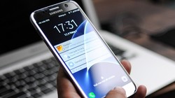 Đối tượng tấn công có thể nghe lén, giải mã giao thức mã hóa và đọc được nội dung của các gói tin mà trước đây được cho là an toàn. Ảnh minh hoạ: Cnet.