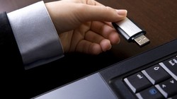 Tính riêng quý III/2017, hơn 7,5 triệu máy tính đã bị lây nhiễm virus qua USB. Ảnh minh hoạ: Cnet.