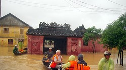 Khu vực Phố Cổ Hội An ngập sâu trong nước. Ảnh minh hoạ: Con đường di sản.