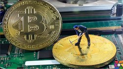 Chính vì tập tin được gửi đến từ một người bạn nên hầu hết người dùng đều thiếu cảnh giác, nhanh chóng tải về và mở ra xem tập tin này. Ảnh: Cnet