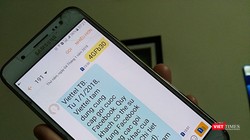 Các nhà mạng đồng loạt ngừng tất cả các dịch vụ này từ ngày 1/1/2018. Ảnh: Anh Lê