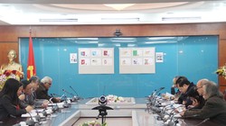 Toàn cảnh cuộc họp.