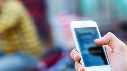 Nhiều đối tượng còn mạo danh nhân viên/đại lý của VinaPhone tại các tỉnh,thành phố làm giấy tờ hợp đồng, hóa đơn thu tiền để lừa gạt, yêu cầu thực hiện gia hạn hợp đồng... gây thiệt hại cho người dùng.