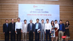 Đại diện thành viên Ban tổ chức và Ban giám khảo Giải thưởng VDA 2018.